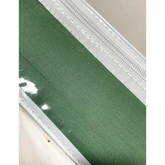 Lacoste- King Size Sheet Set “Drak Ivy” - Picture 5 of 5